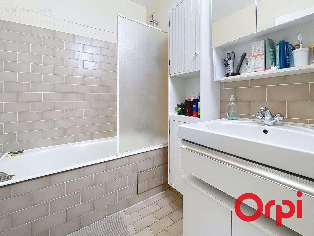 Appartement à MARSEILLE-10E