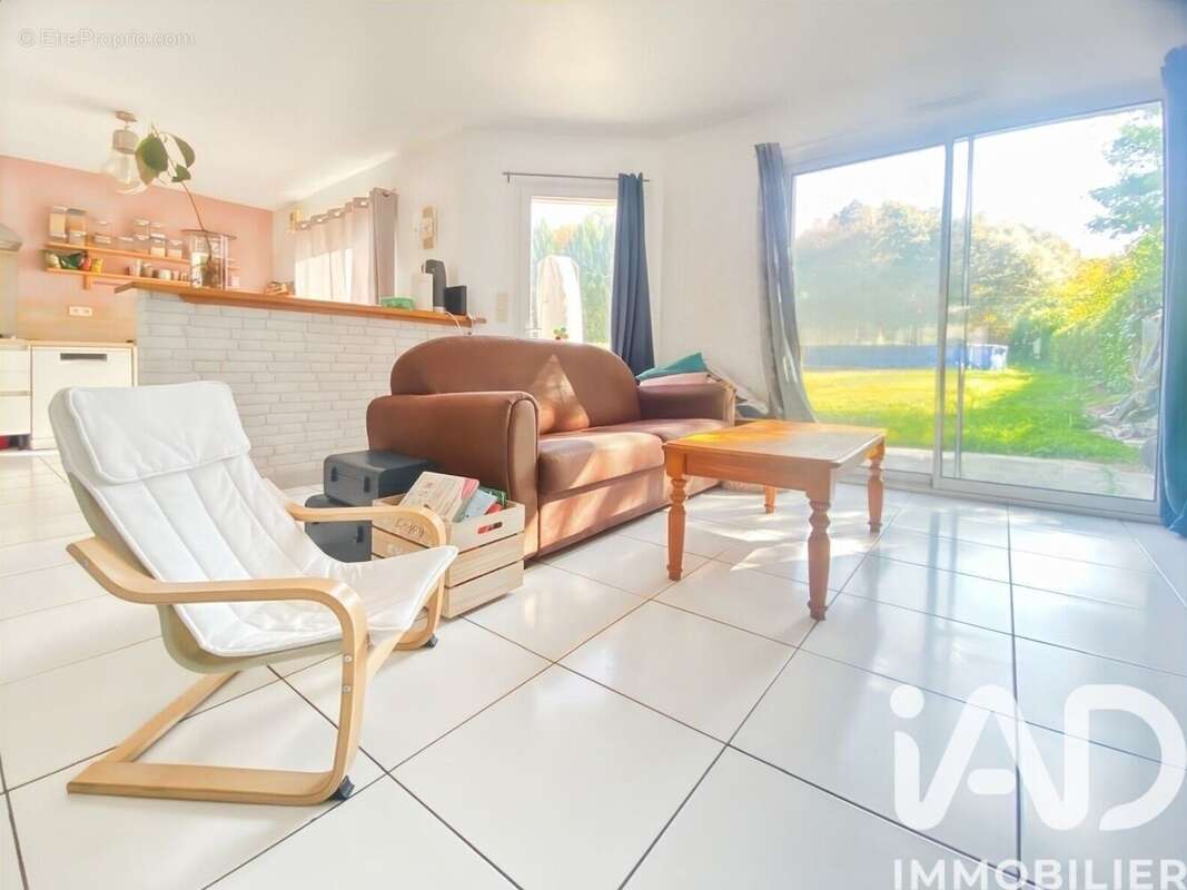 Photo 2 - Maison à ERCE-EN-LAMEE