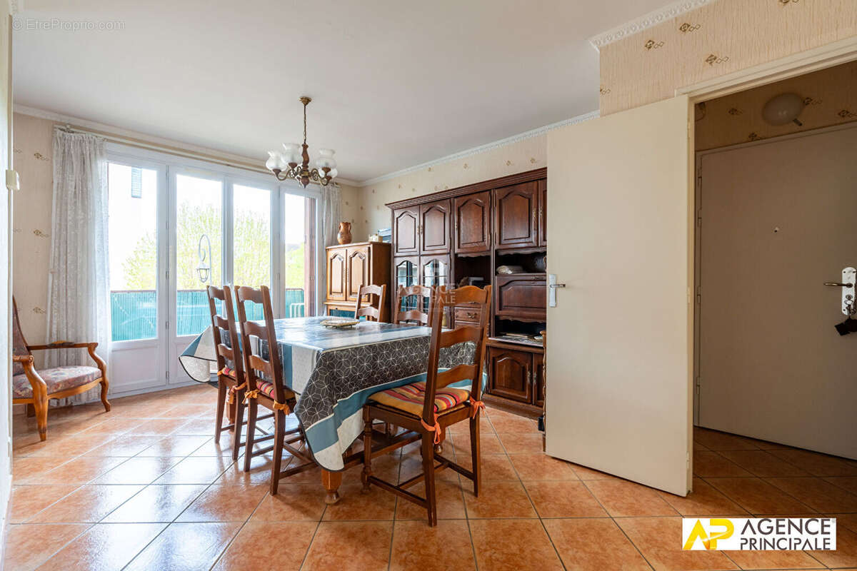 Appartement Le Mesnil Le Roi 3 pièce(s) 66 m2 - photo 5