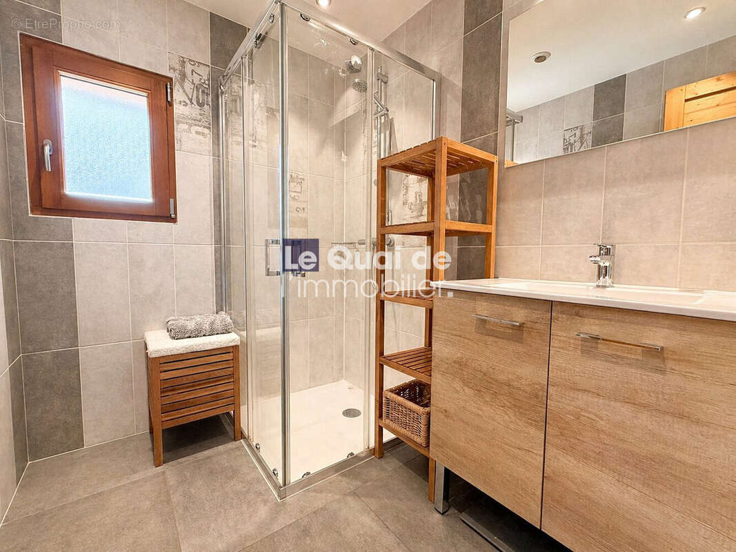 Appartement à LA LECHERE