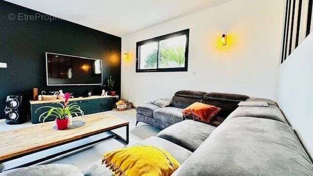 Maison à VILLENEUVE-SUR-LOT