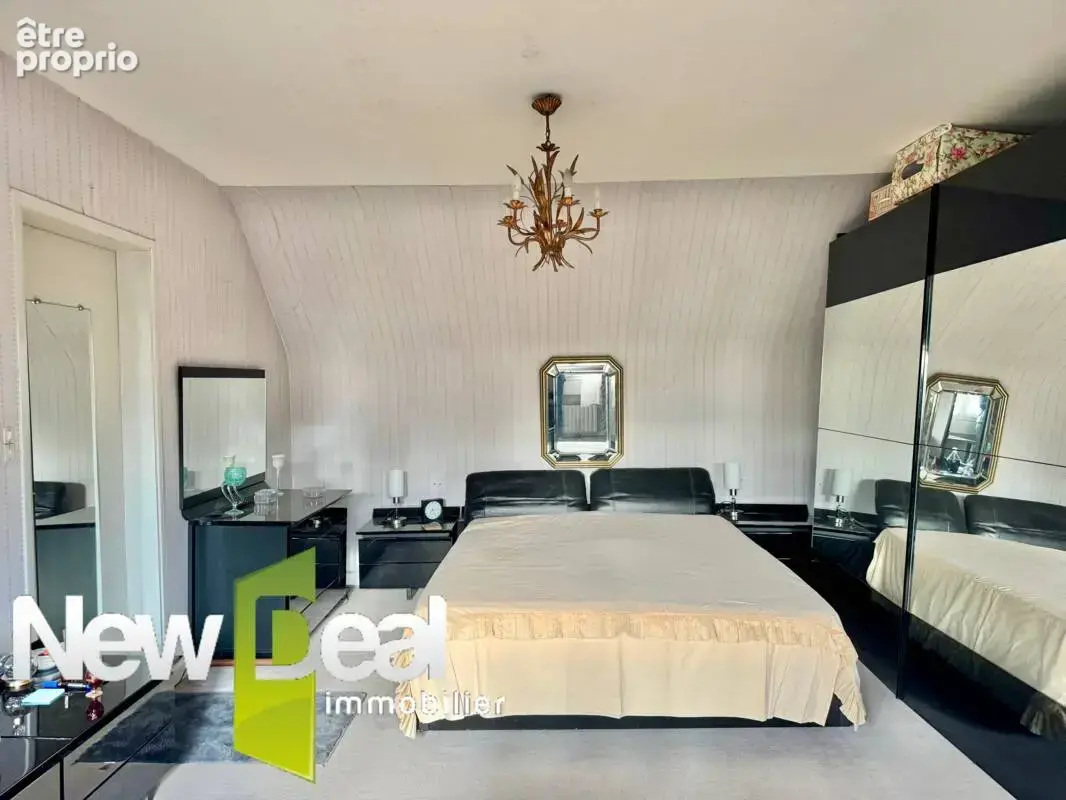 Maison / 194m2 / grange et garage - photo 11