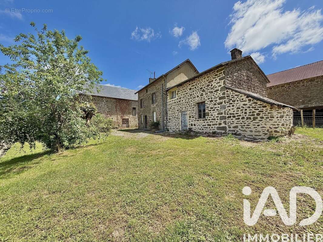 Maison 80 m² à Eymoutiers  - photo 4