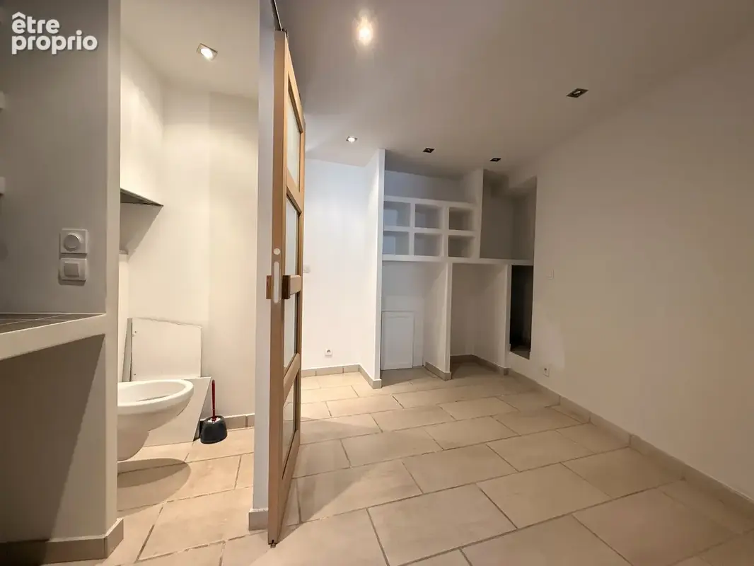 Appartement en rdc 2 pieces 28m2 renove - photo 5
