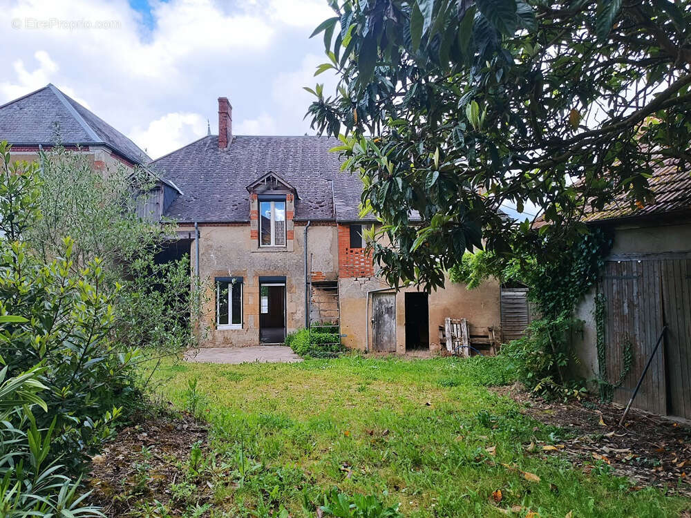 Maison à VILLEQUIERS