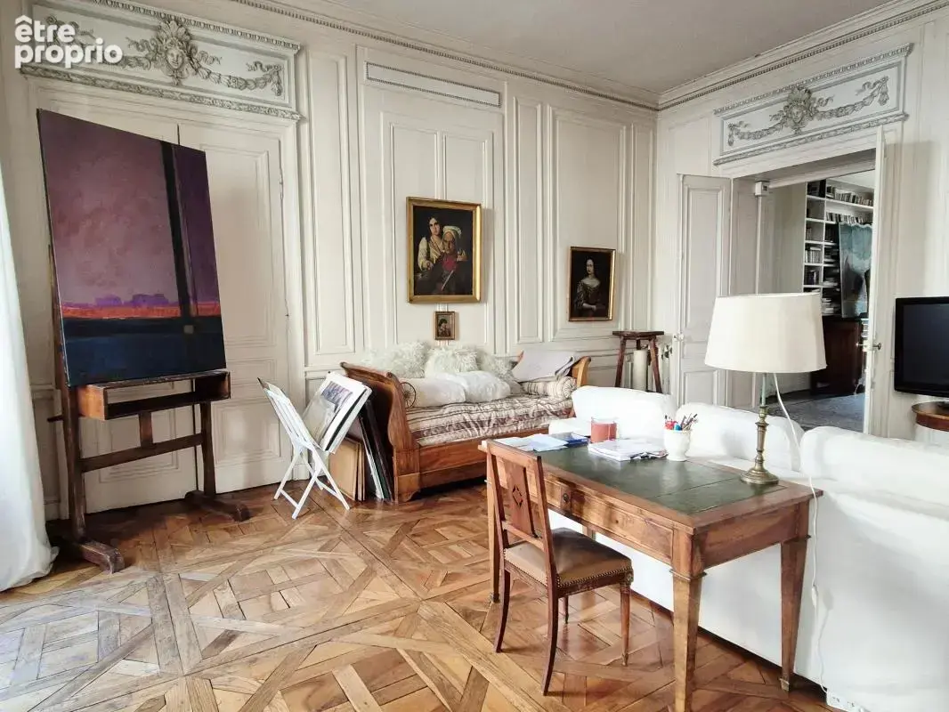 Place Bellecour, appartement d'exception AU CALME - photo 5