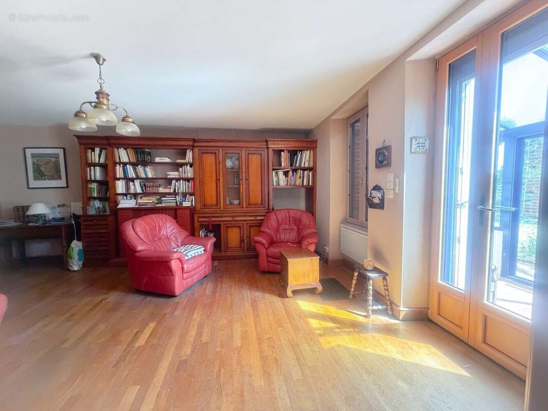 Maison 100 m² à Guipry  - photo 6