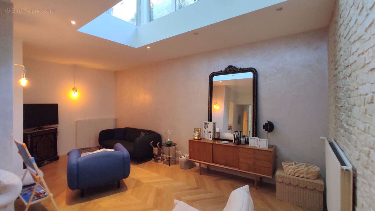 Maison à CHATELLERAULT