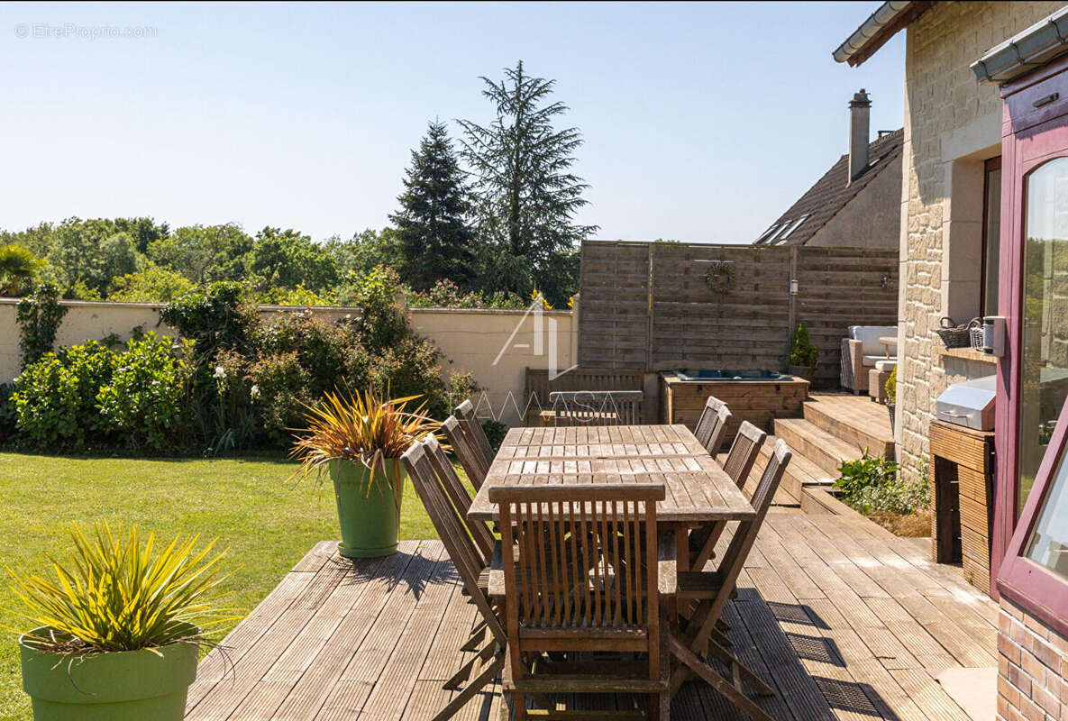 Maison à THORIGNY-SUR-MARNE