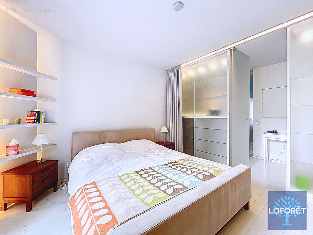 Appartement à PARIS-9E