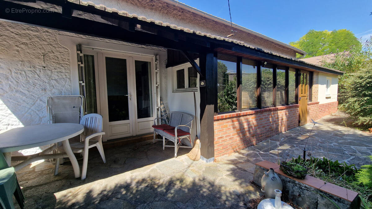 Maison à MARLY-LA-VILLE