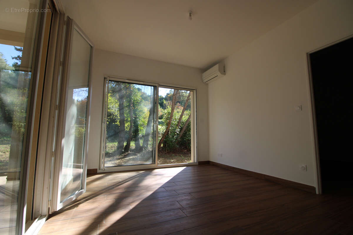 Maison à SAINT-PRIVAT-DES-VIEUX