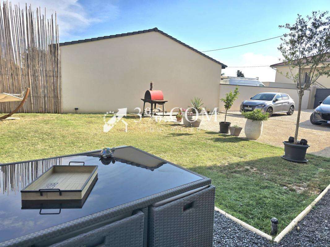 Maison contemporaine de 138m2 et 4 chambres sur parcelle clo - photo 3