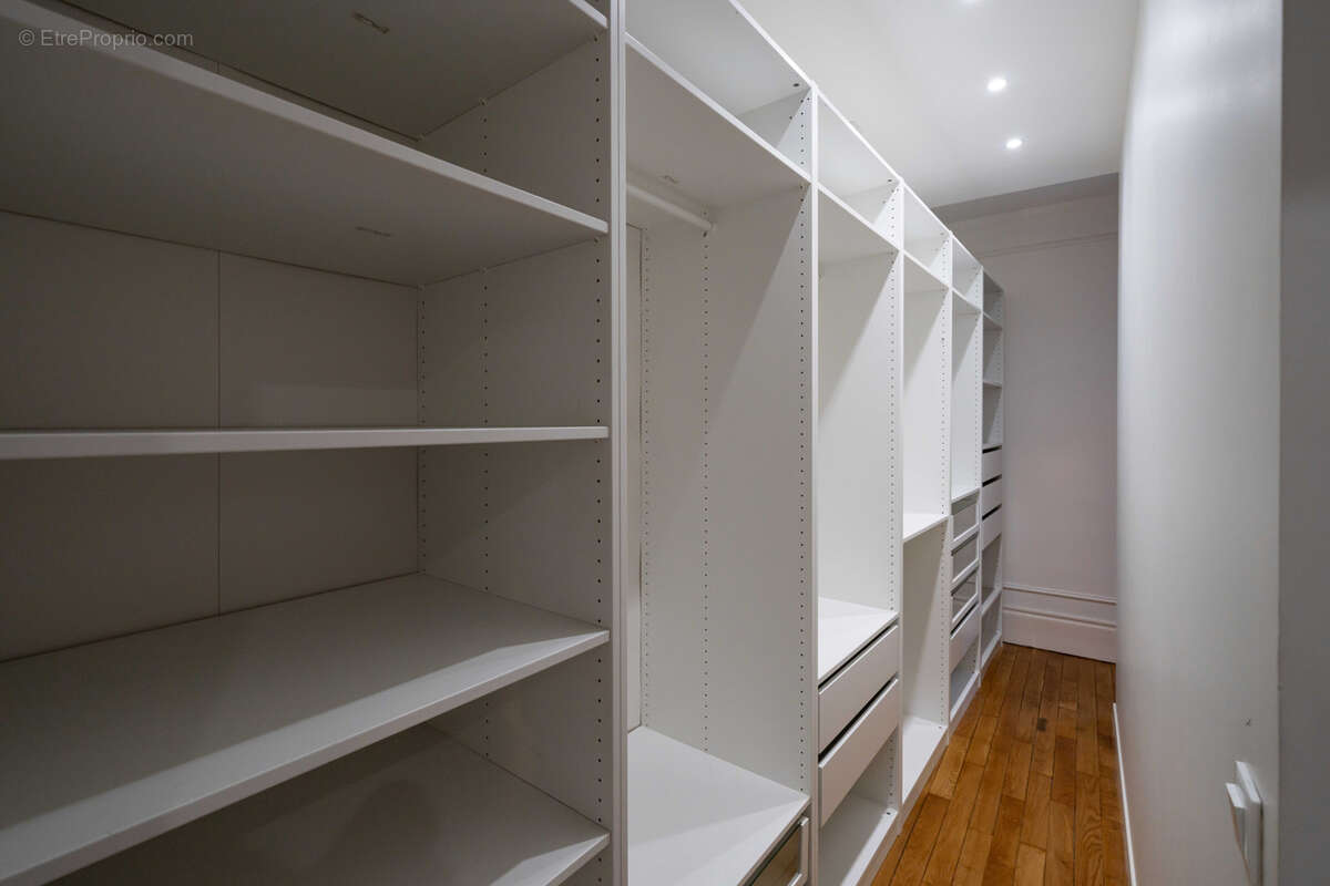 Appartement Haussmannien - photo 11
