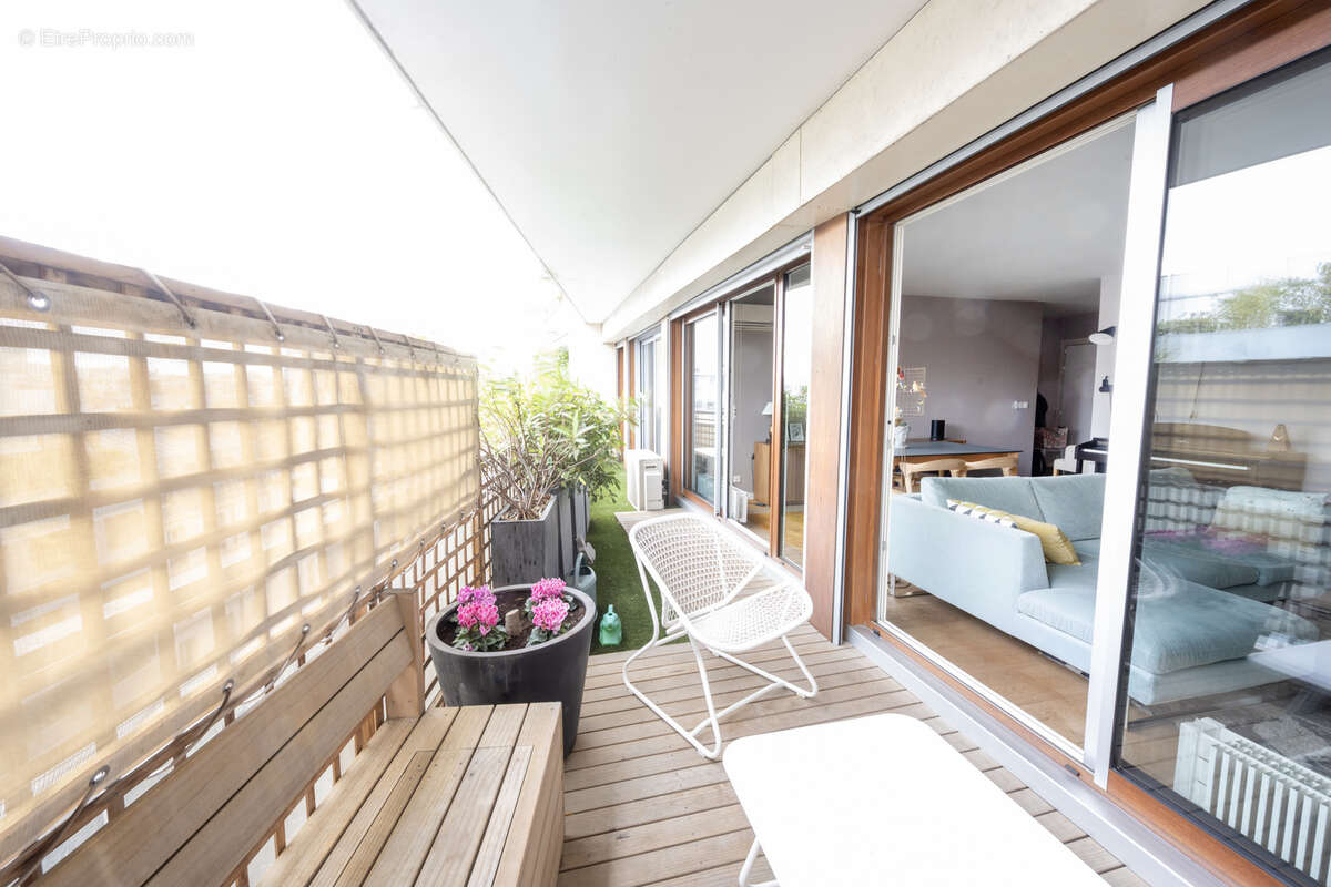 Appartement à PARIS-15E