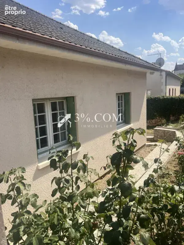 3%. com immobilier à  saint savin - photo 3