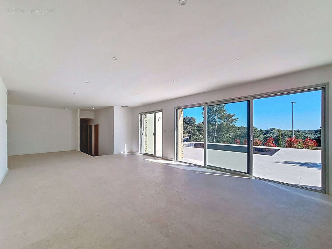 Maison à NIMES
