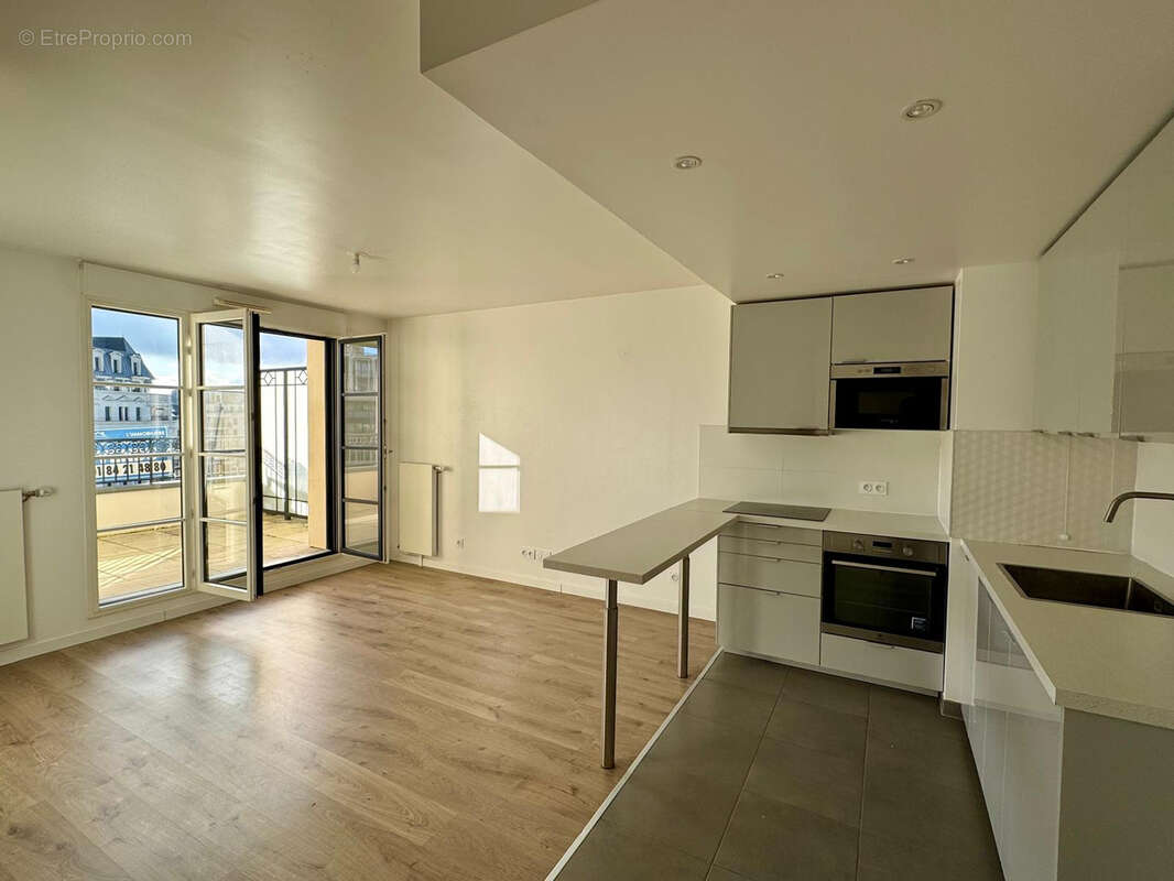 Appartement 3p 4eme etage - vue lac - panorama - photo 3