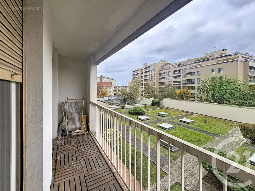 Appartement à PARIS-12E