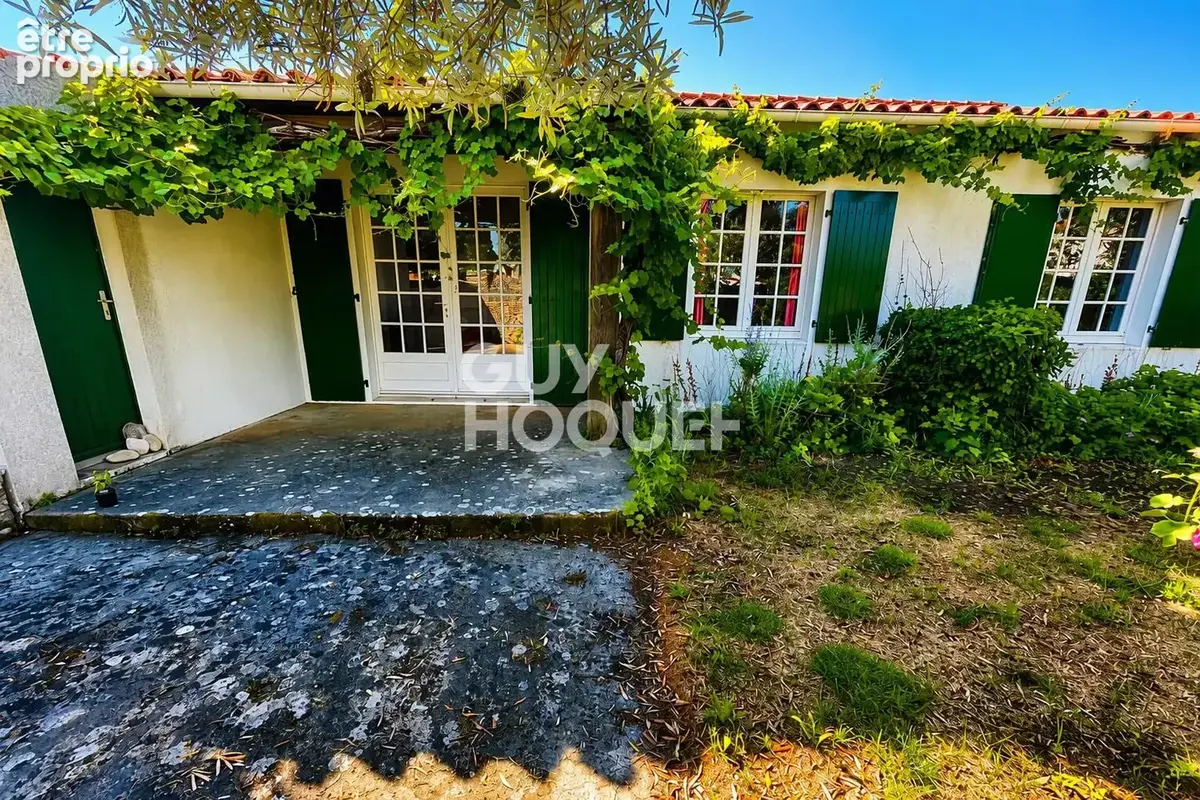 Photo Maison à Saint-Clement-Des-Baleines au prix de 689 000€