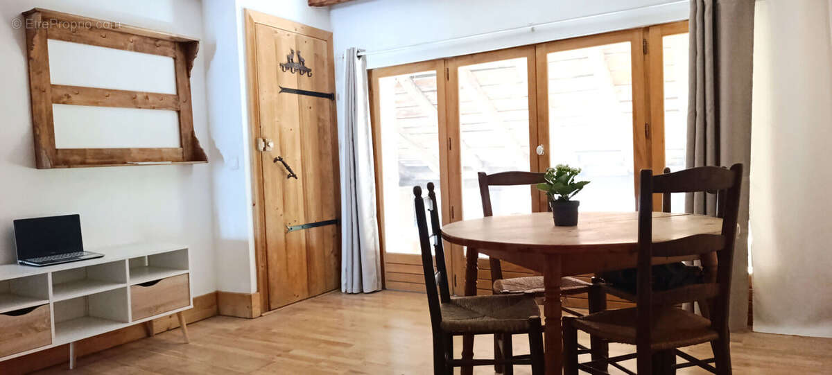 Appartement à TANINGES
