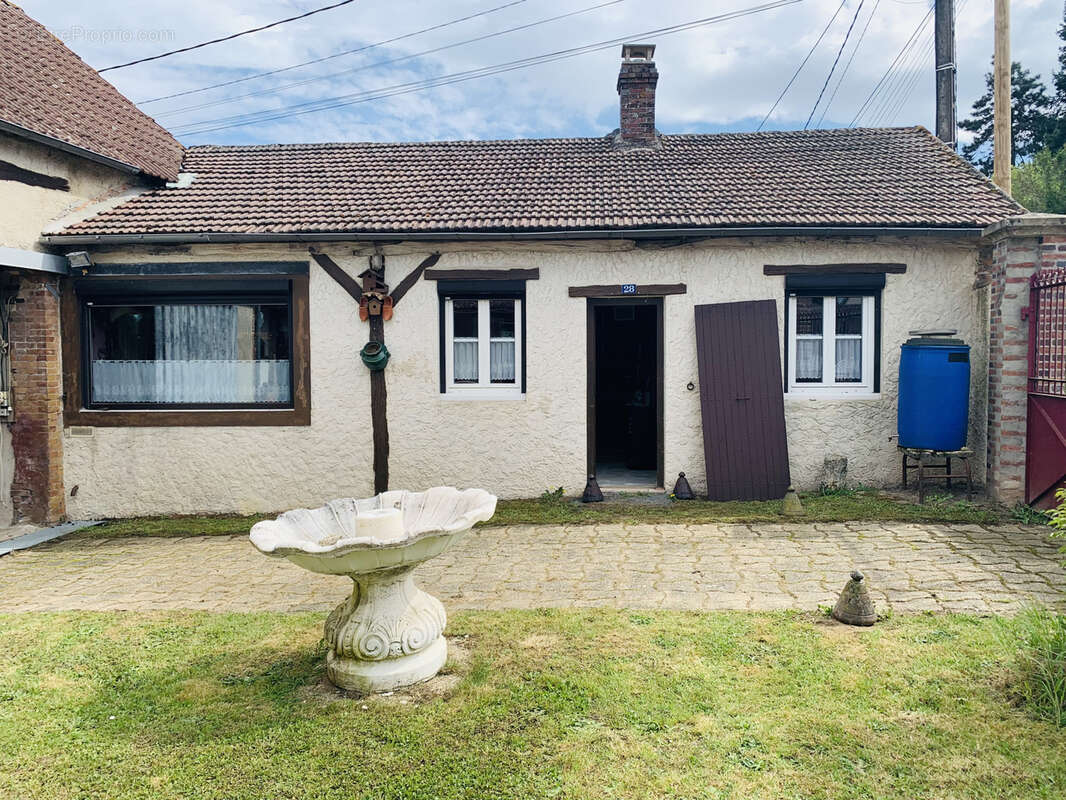 Maison à MONTACHER-VILLEGARDIN