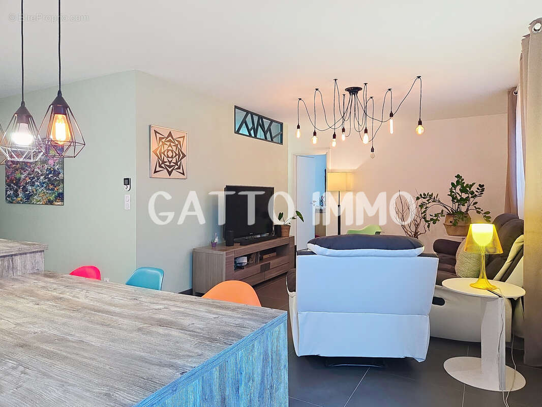 Maison à PONTOY
