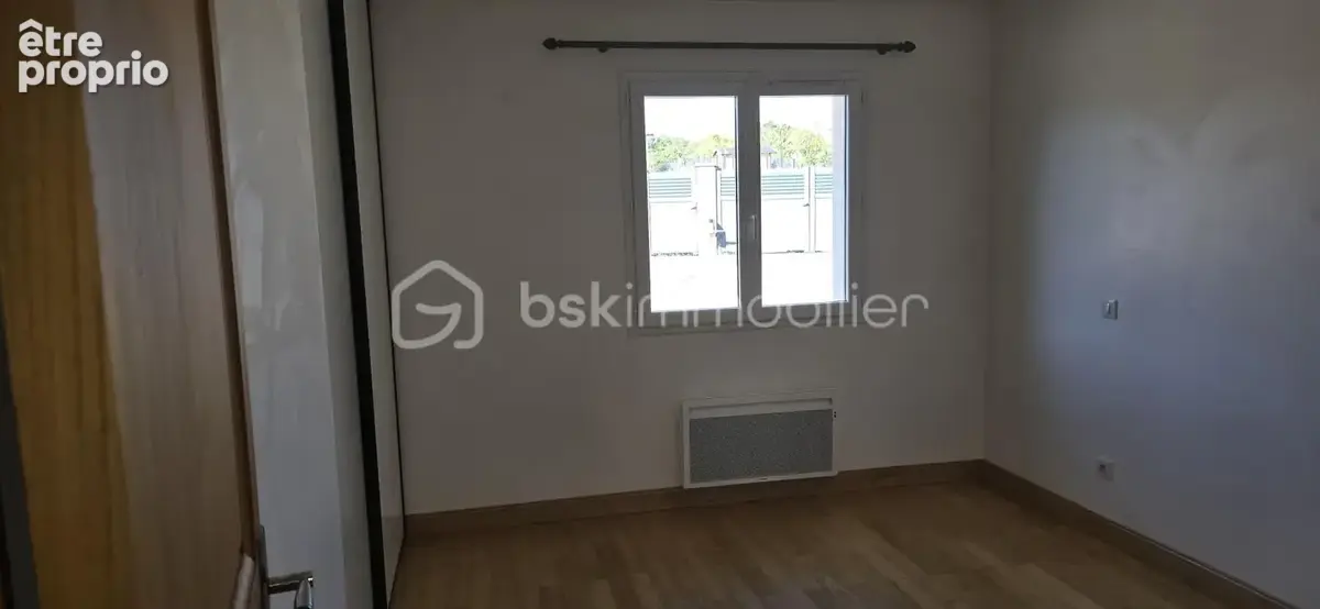 BELLE MAISON de plain-pied avec piscine sur terrain de 2962 m2 - photo 13