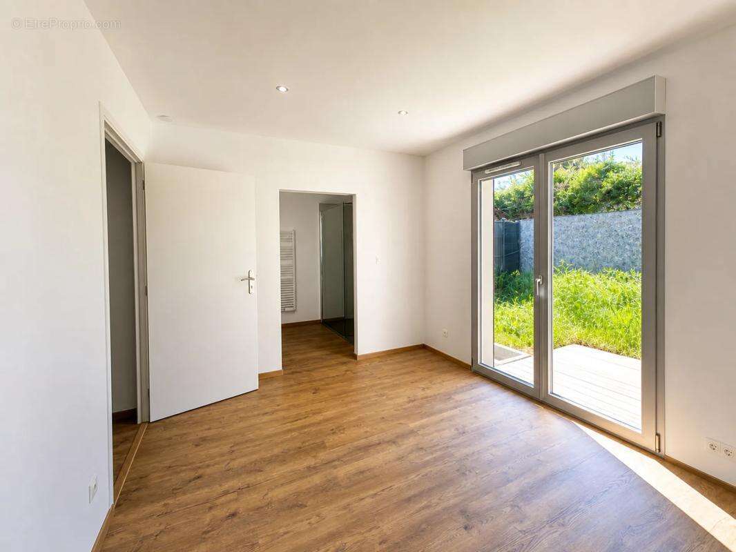 Maison de 5 pièces de 140 m² à Bois-le-Roi - photo 6