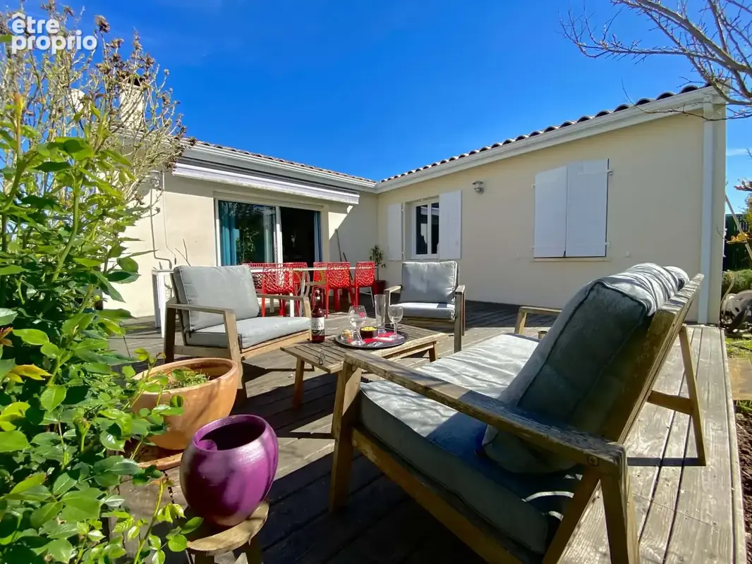 Maison 7 pièces 109 m² à vendre à Vergeroux (17300) - photo 1