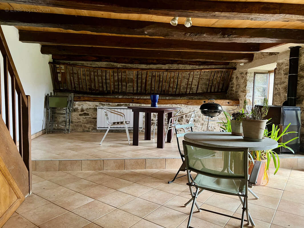 Maison à SAINT-PIERRE-TOIRAC