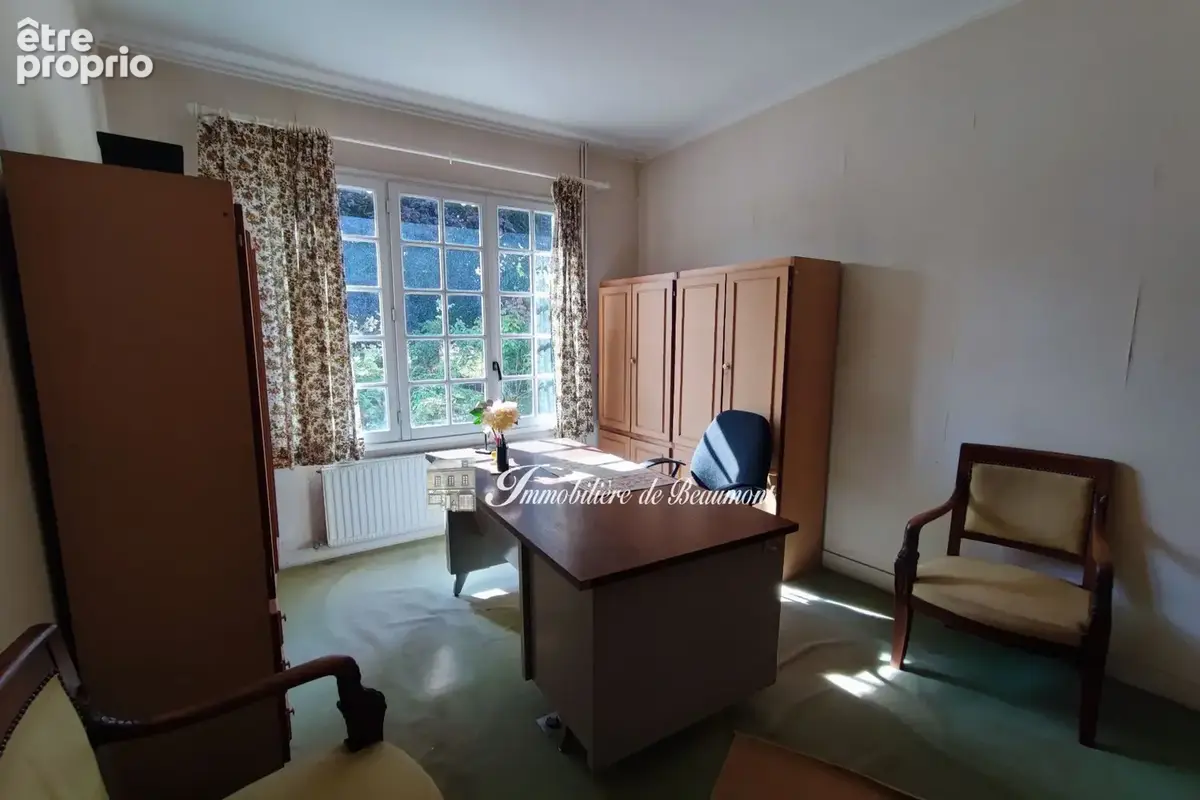 Maison 202 m² à Beaumont-Le-Roger  - photo 9