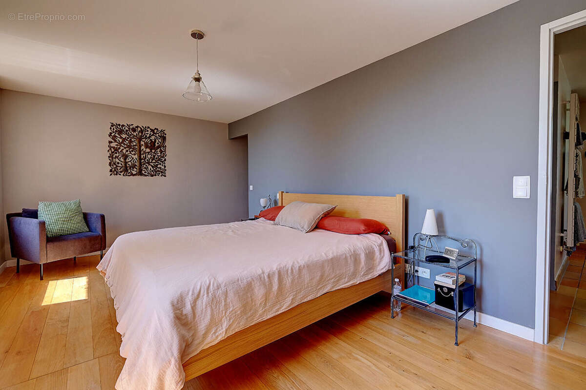 Maison à SAINT-CERE