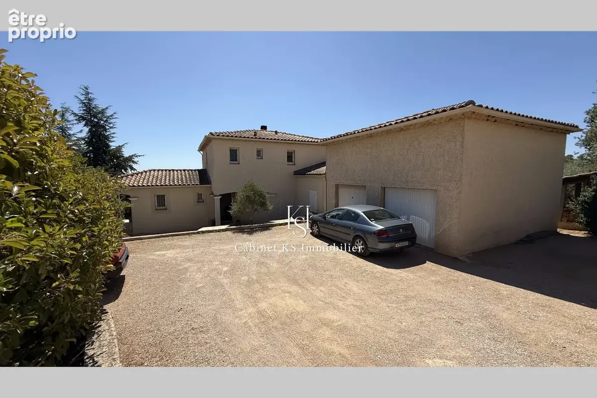 Maison à SAINT-MAXIMIN-LA-SAINTE-BAUME
