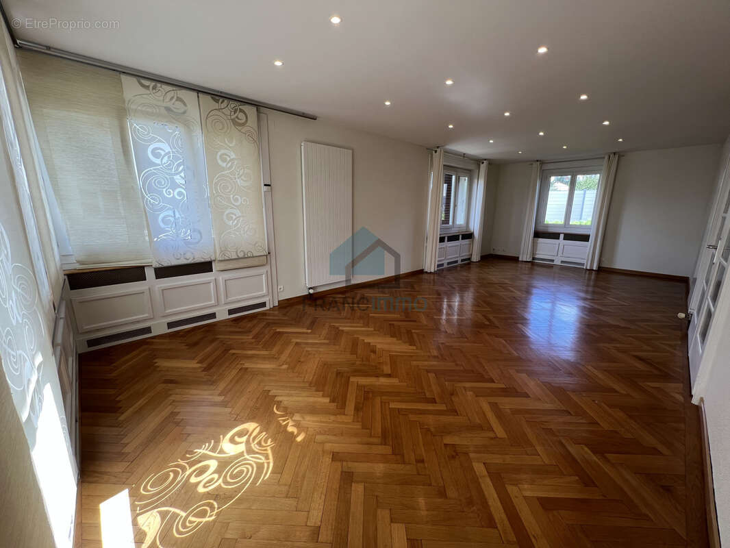 Maison à CHARQUEMONT