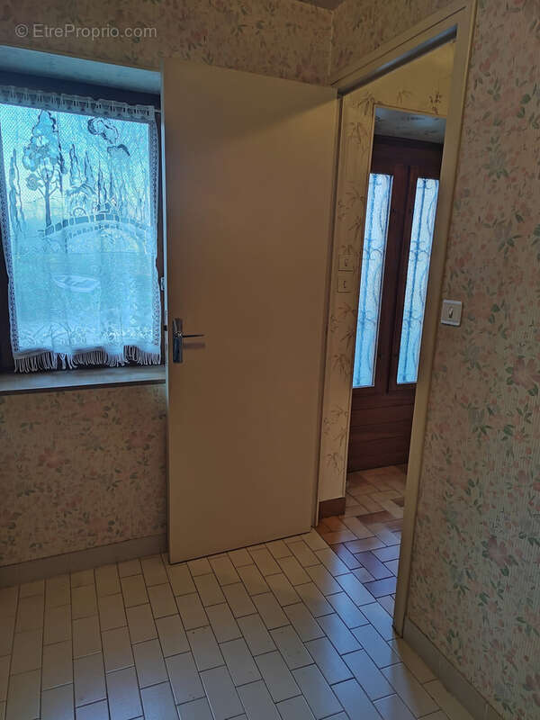 Maison à PORCIEU-AMBLAGNIEU