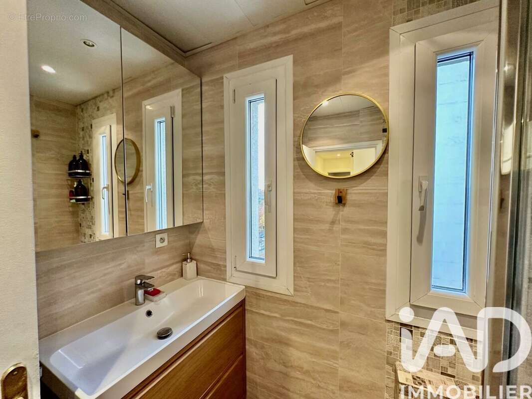 Photo 6 - Appartement à ASNIERES-SUR-SEINE