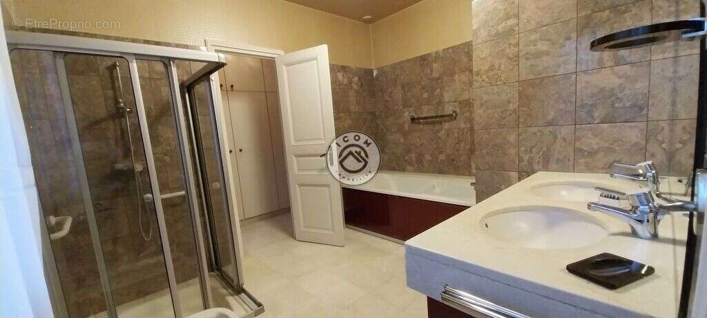 Maison à COULOUNIEIX-CHAMIERS