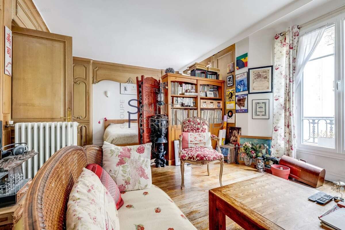 Appartement à PARIS-12E