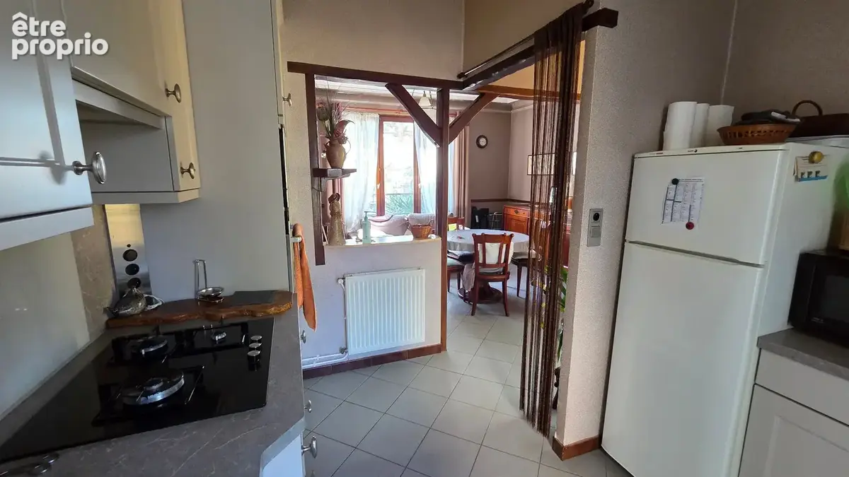Exclusivité : Maison à fort potentiel 3 ch.  Jardin & garage - photo 10