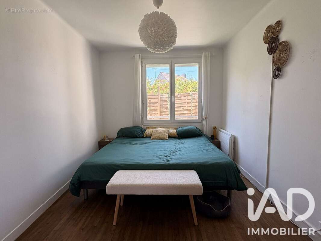Maison 114 m² à La Chapelle-Des-Marais  - photo 8