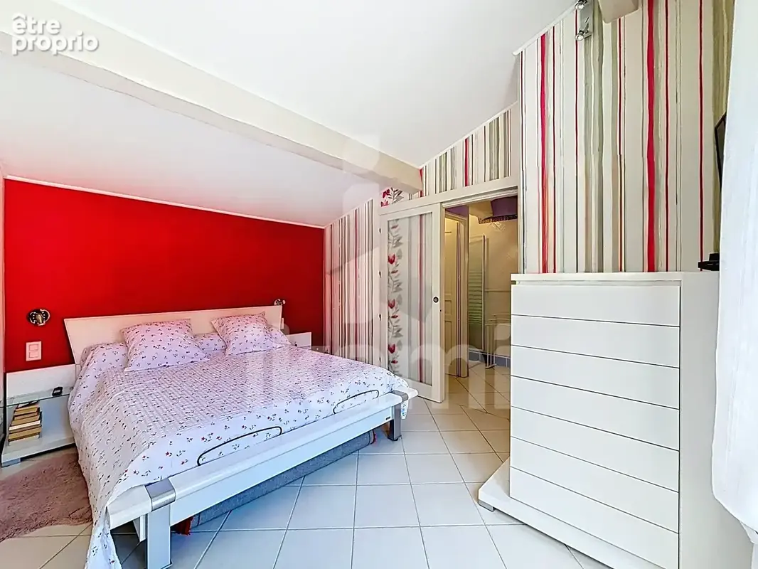 Villa plain pied 146 m2 - t7 - piscine - double garage- atelier - photo 14