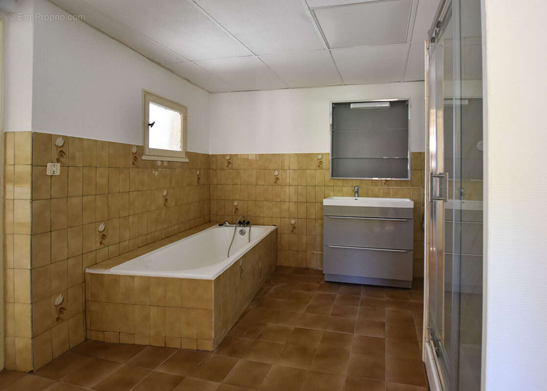 Appartement à MORRE