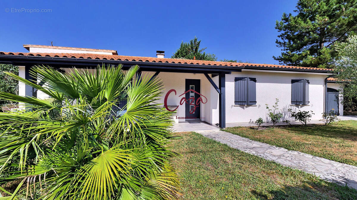 Maison 6 Pièces 141 m² - photo 2