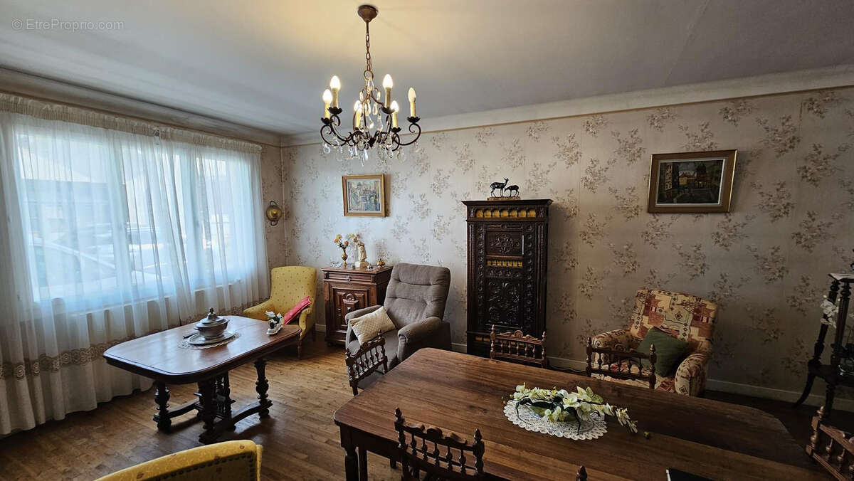 Maison à MONSEMPRON-LIBOS