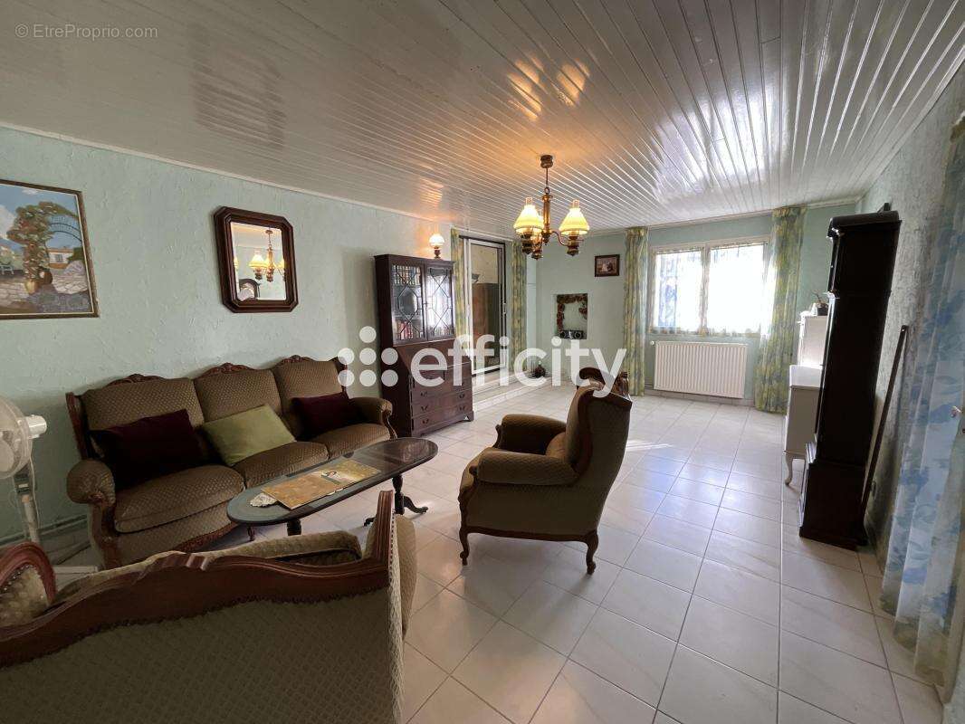 Maison à SAINT-PRIEST