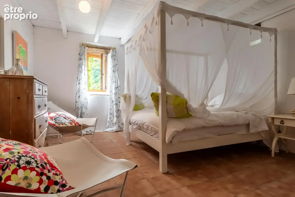 Propriété avec piscine, annexe pour invités, dépendances et vue panoramique - photo 28