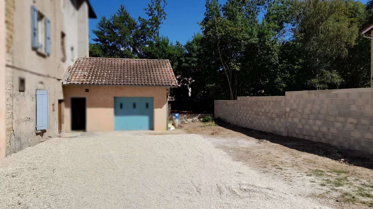 Maison à THOISSEY