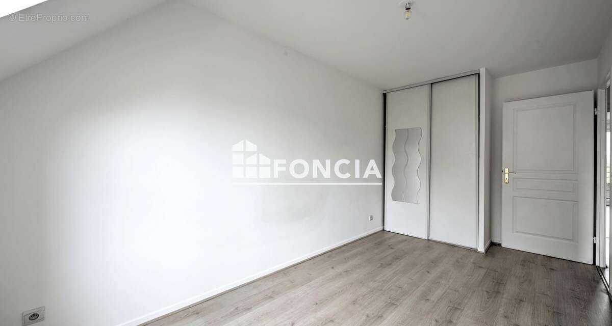 Appartement à PONTOISE