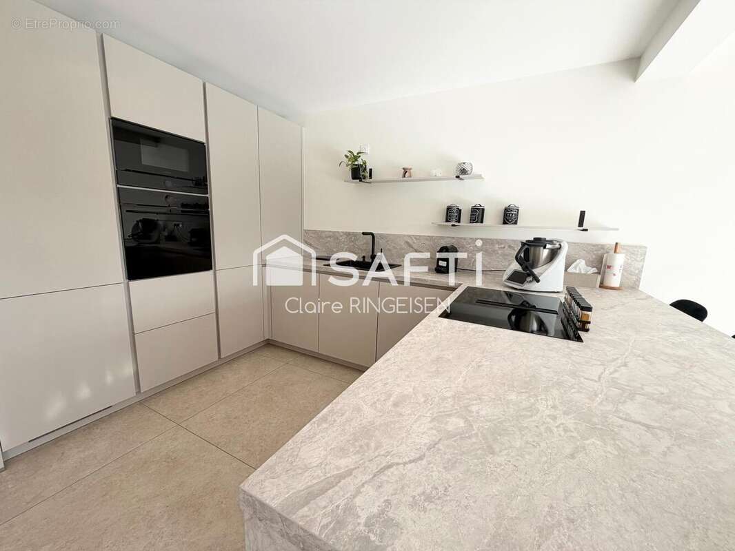 Maison 136 m² à Woustviller  - photo 3